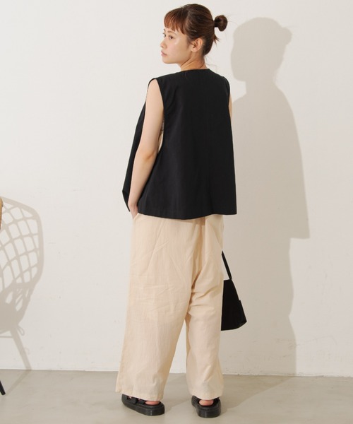 MERLOT（メルロー）の「ノーカラーコットンベスト（ベスト・レディース・ブラック/ブラウン/ナチュラル・FREE）」の18枚目の写真