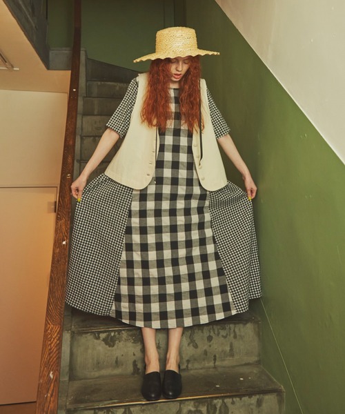 MERLOT（メルロー）の「ノーカラーコットンベスト（ベスト・レディース・ブラック/ブラウン/ナチュラル・FREE）」の11枚目の写真