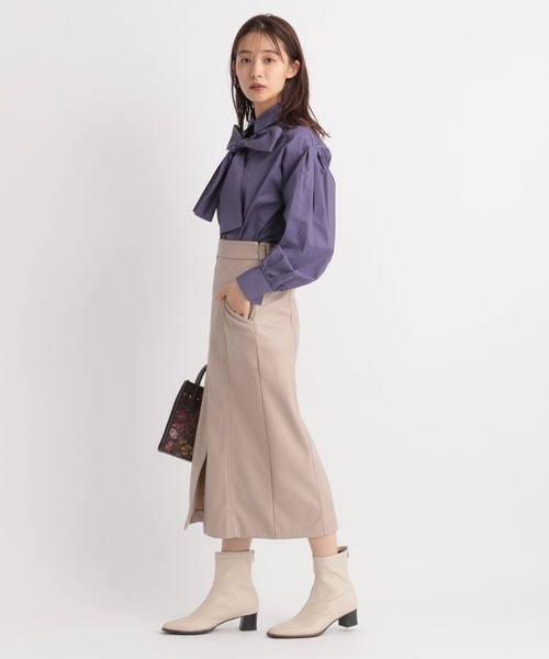 Andemiu（アンデミュウ）の「ストレッチショートブーツ156872（ブーツ・レディース・ブラック/ブラウン/オフホワイト・SMALL/MEDIUM/LARGE）」の19枚目の写真