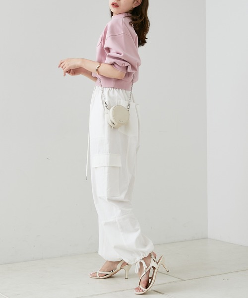 Chico(チコ)の「5分袖エンボスハイネックスウェット(スウェット・レディース・アイボリー/ブラック/グリーン/ピンク・FREE)」の15枚目の写真