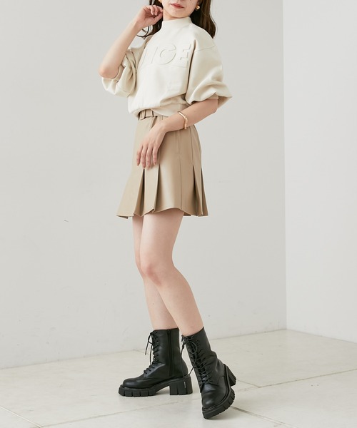 Chico(チコ)の「5分袖エンボスハイネックスウェット(スウェット・レディース・アイボリー/ブラック/グリーン/ピンク・FREE)」の9枚目の写真