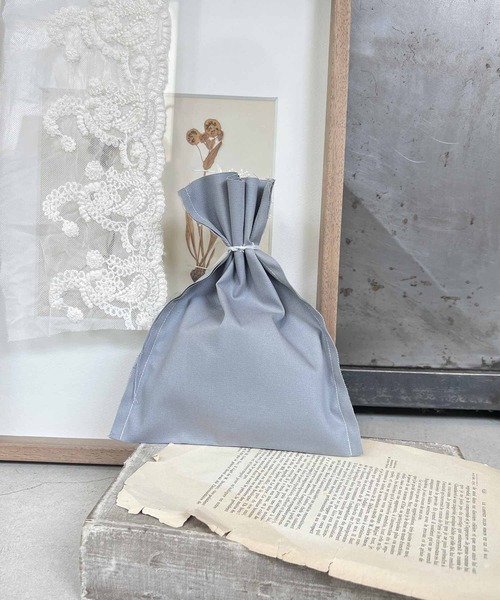 m.soeur（エムスール）の「巾着ギフト袋＊ドライフラワー付き（ラッピングキット・レディース・パープル/ブルー/グリーン・FREE）」の6枚目の写真