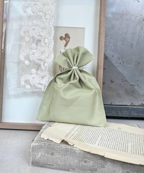 m.soeur（エムスール）の「巾着ギフト袋＊ドライフラワー付き（ラッピングキット・レディース・パープル/ブルー/グリーン・FREE）」の4枚目の写真