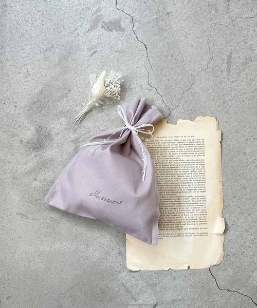 m.soeur（エムスール）の「巾着ギフト袋＊ドライフラワー付き（ラッピングキット・レディース・パープル/ブルー/グリーン・FREE）」の10枚目の写真
