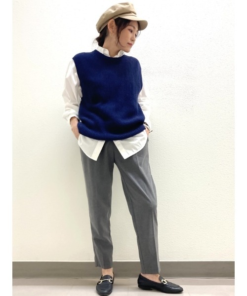 GAP（ギャップ）の「オーバーサイズ クルーネック ベスト (ユニセックス)（ベスト・メンズ・ブラック/ネイビー/グレー・S/M/L/XS/XL）」の15枚目の写真