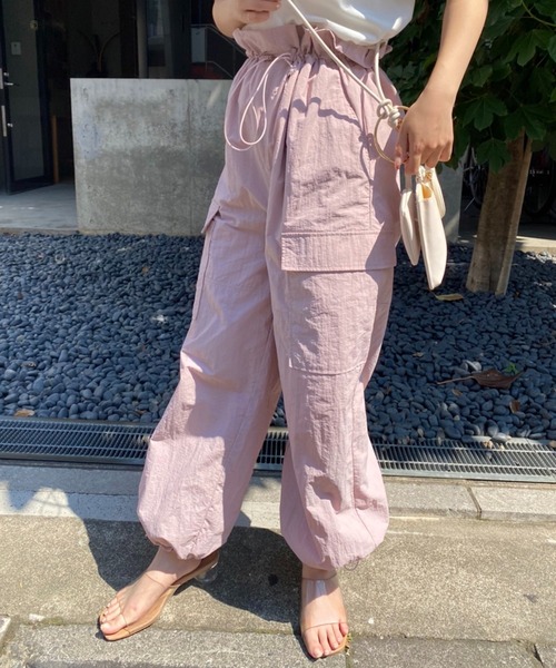 one after another NICE CLAUP(ワンアフターアナザーナイスクラップ)の「パラシュートパンツ(その他パンツ・レディース・オフホワイト/モカ/ピンク・FREE)」の15枚目の写真