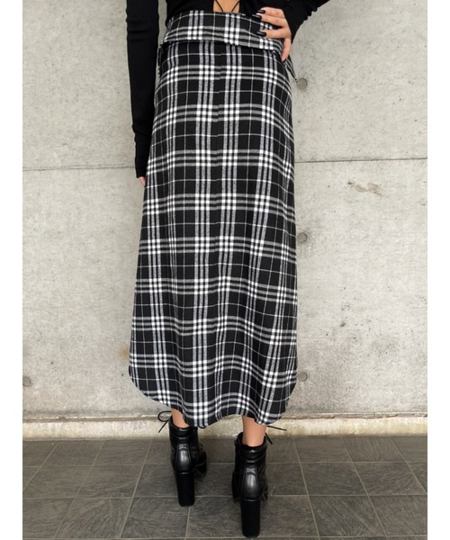 EGOIST（エゴイスト）の「シャツライクチェックロングスカート（スカート・レディース・ブラック/ネイビー・FREE）」の5枚目の写真