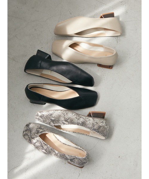 Green　Parks（グリーンパークス）の「・minia クリアヒールパンプス（パンプス・レディース・ライトベージュ/ブラック/パイソン・LL/S/M/L）」の11枚目の写真