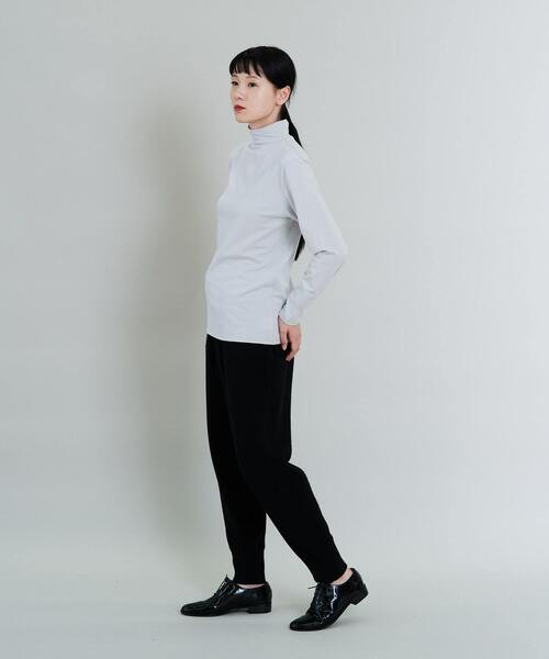 conges payes ADIEU TRISTESSE（コンジェ ペイエ アデュートリステス）の「ハイネック天竺カットソー（Tシャツ/カットソー・レディース・レッド/ホワイト/ネイビー/ブラック/グレー・FREE）」の13枚目の写真