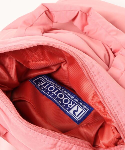 ROOTOTE（ルートート）の「【取外し可能ショルダー付き】ルートート/LT.サコッシュ.フェザーカラーB（ショルダーバッグ・レディース・ブラック/イエロー/シルバー/カーキ/グリーン系その他/ピンク系その他/ブラック×ブルー/ブルー系その他/パープル系その他・FREE）」の21枚目の写真