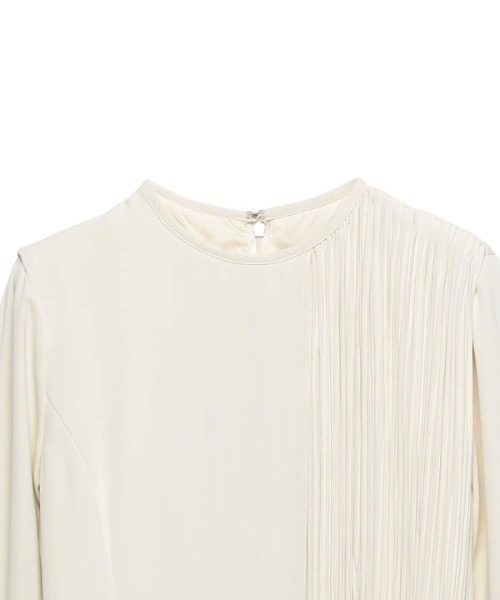 anuans（アニュアンス）の「アシメプリーツワンピース