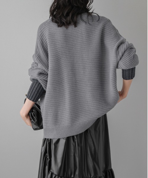 SUGAR BISKET(シュガービスケット)の「レイヤード見せ配色ニットトップス(ニット/セーター・レディース・ブラック/ベージュ/ブラウン/グレー/マルチ・フリー)」の11枚目の写真