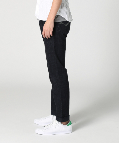 EDIFICE（エディフィス）の「◇Levis/リーバイスEX ANKLE CAFF PANTS（デニムパンツ・メンズ・ネイビー・31inch/32inch/33inch/34inch/29inch/30inch/28inch）」の3枚目の写真