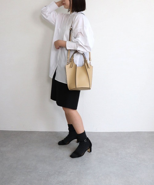 MIAN (ミアン)の「パネル切り替え2wayトートバッグ(トートバッグ・レディース・ベージュ/チャコールグレー/レッド/イエロー・FREE)」の18枚目の写真