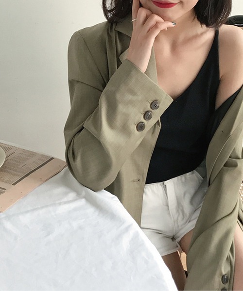 meJane(ミージェーン)の「フロントVカットニットキャミソール(キャミソール・レディース・シャーベット/ダークベージュ/ホワイト/ブラック・FREE)」の1枚目の写真