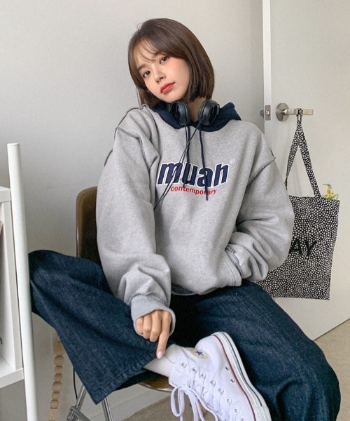 muahmuah(ムーアムーア)の「A'GEM/9 × .kom『muah POINT LOGO