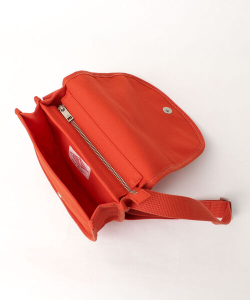 DANTON(ダントン)の「【DANTON/ダントン】COTTON SHOULDER BAG DT-H0142 LCS(ショルダーバッグ・メンズ・マスタード/インディゴブルー/レッド/グレー/ブラック/ベージュ・FREE)」の10枚目の写真
