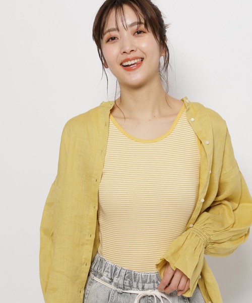 niko and...(ニコアンド)の「スーピマ2WAYタンクトップ(タンクトップ・レディース・アイボリー/オフホワイト/グリーン/チャコール/オレンジ/ラベンダー/ライトベージュ/セージグリーン/イエロー/モカ/ライトグリーン・SMALL/LARGE/MEDIUM)」の10枚目の写真