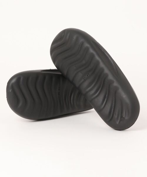 210nouve（トゥージュヌーブ）の「コンフォートトングサンダル【 ユニセックス】（サンダル・レディース・グリーン/ホワイト/ブラック/ベージュ・9/8/7/6）」の6枚目の写真