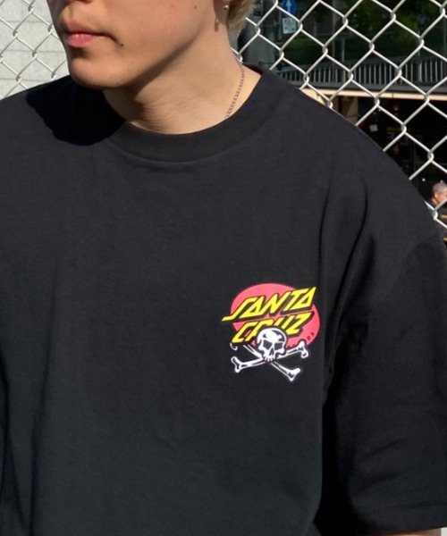 SANTA CRUZ(サンタクルーズ)の「【ムラサキスポーツ別注】SANTACRUZ/サンタクルーズ バックプリント クルーネックTシャツ/スクリ―ミングハンド 半袖Tシャツ MEEK OG SLASHER HAND S/S TEE 502232402(Tシャツ/カットソー・メンズ・ブラック/ホワイト/オレンジ・L/XL/M)」の21枚目の写真