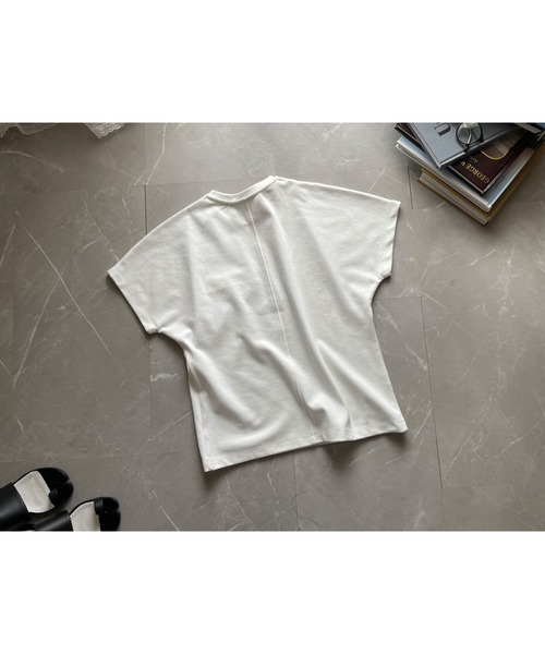 OWLLIDA apartment.(オルリダアパートメント)の「シンプルTシャツ(Tシャツ/カットソー・レディース・ホワイト/ブラック・FREE)」の14枚目の写真
