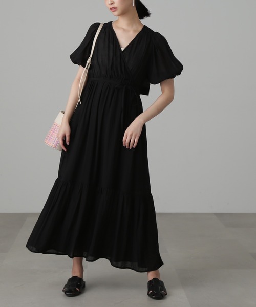 FREE'S MART（フリーズマート）の「【Sシリーズ対応】◆カシュクール半袖ティアードワンピース（ワンピース・レディース・イエロー/ブラック/ホワイト・MEDIUM/X-SMALL/SMALL）」の9枚目の写真