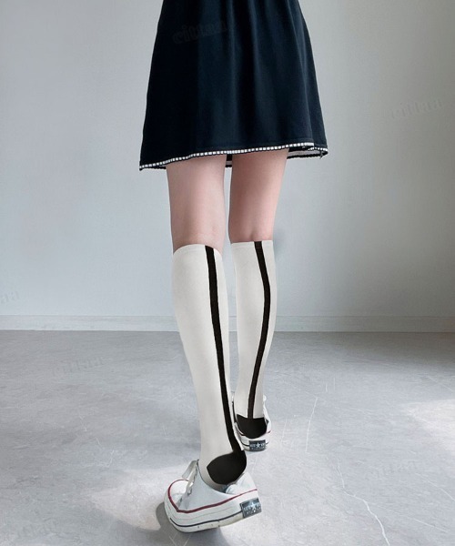 韓国ゴルフウエア バックラインハイソックス（ソックス/靴下