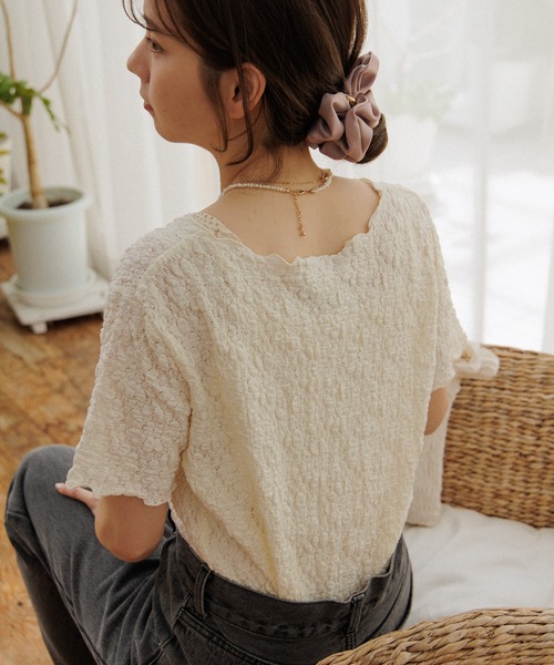 flower(フラワー)の「ハーフシャビーレーストップ2(Tシャツ/カットソー・レディース・アイボリー/ブラック・FREE)」の1枚目の写真