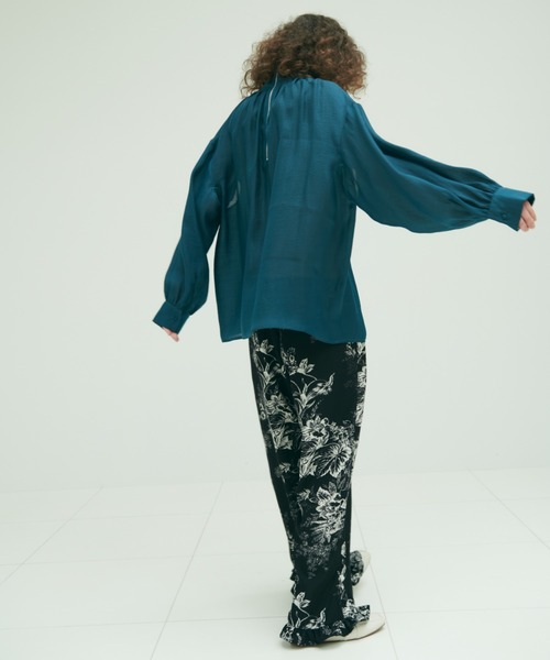 OPULENCE（オーピュレンス）の「フラワープリントイージーパンツ（その他パンツ・レディース・ブラック/ブラウン・FREE）」の6枚目の写真