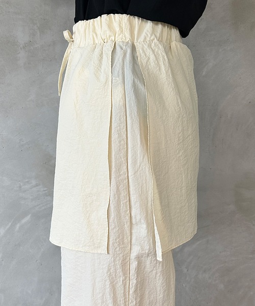 kutir（クティール）の「ナイロンスカートレイヤードパンツ（その他パンツ・レディース・グレー/アイボリー・MEDIUM/LARGE/SMALL）」の17枚目の写真