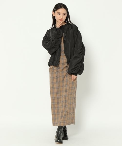 mysty woman（ミスティウーマン）の「ウエストギャザージャンスカ　975661（ジャンパースカート・レディース・ブラック/グレー系その他/ベージュ系その他・FREE）」の6枚目の写真