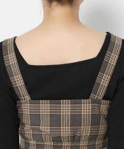 mysty woman（ミスティウーマン）の「ウエストギャザージャンスカ　975661（ジャンパースカート・レディース・ブラック/グレー系その他/ベージュ系その他・FREE）」の5枚目の写真