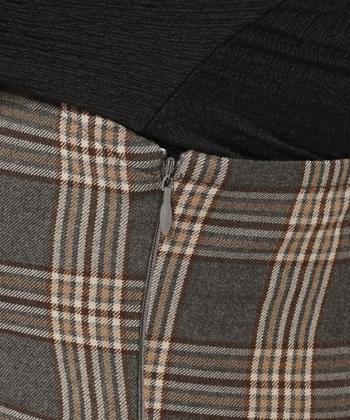 mysty woman（ミスティウーマン）の「ウエストギャザージャンスカ　975661（ジャンパースカート・レディース・ブラック/グレー系その他/ベージュ系その他・FREE）」の7枚目の写真