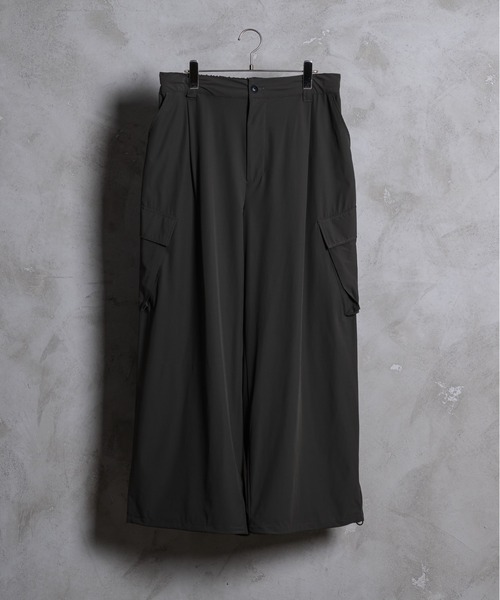 KUUUPY（クーピー）の「2way Ripple Wide Cargo Pants - 2wayリップルワイドカーゴパンツ（カーゴパンツ・メンズ・カーキ/グレー/ブラック・MEDIUM/LARGE/SMALL）」の5枚目の写真