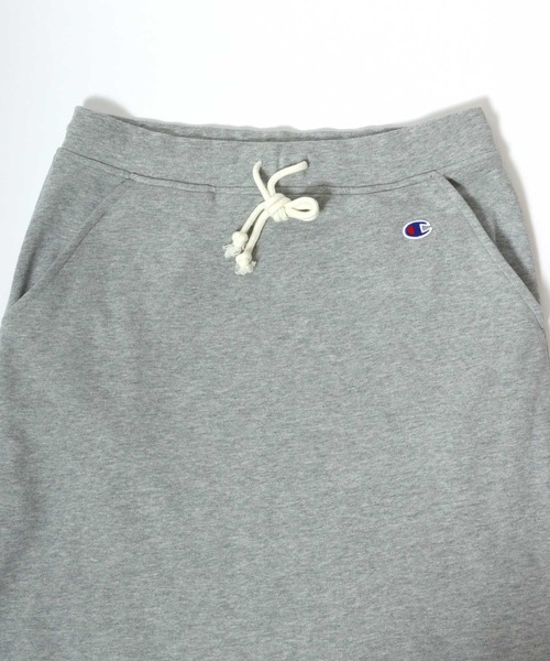 Champion（チャンピオン）の「Champion（チャンピオン）ワンポイントロゴ裏毛スウェットロングスカート レディース（スカート・レディース・グレー/ブラック/ネイビー・M/L）」の9枚目の写真