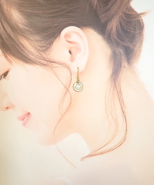 CERCA(チェルカ)の「HaRu*/スマイル&ジルコニアピアス(ピアス(両耳用)・レディース・シルバー/ゴールド・FREE)」の7枚目の写真
