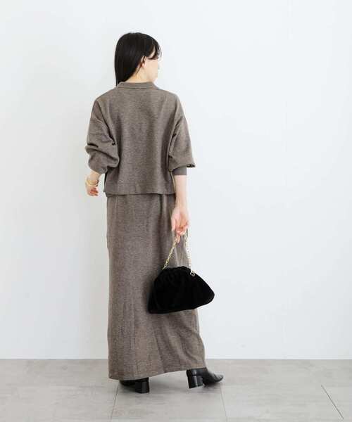 URBAN RESEARCH(アーバンリサーチ)の「シャツカラーニット(ニット/セーター・レディース・ブラック/グレー系その他/ベージュ・FREE)」の10枚目の写真