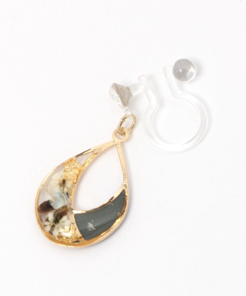 GLOBAL WORK（グローバルワーク）の「ドロップ封入ノンホールイヤリング/982529（イヤリング・レディース・ベージュ/グリーン/ホワイト・FREE）」の4枚目の写真