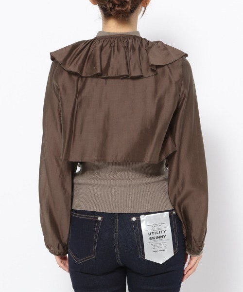 mysty woman(ミスティウーマン)の「プチハイニットブラウスSET 992627(シャツ/ブラウス・レディース・オフホワイト/ブラウン・FREE)」の8枚目の写真