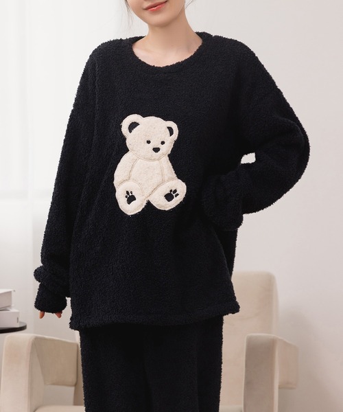 DAY CLOSET（デイ クローゼット）の「【月刊TVガイド2月号掲載/セットアップ】あなたはどの子が好き？長袖モコモコプードルボア風ルームウェア  上下セットアップ レディース（ルームウェア/パジャマ・レディース・ホワイト/ブラウン/グレー/ピンク/モカ/グレー系その他3/グレー系その他2/グレー系その他/ブラウン系その他/ブラック系その他3/ブラック系その他/ホワイト系その他2/ホワイト系その他3/ホワイト系その他・FREE）」の6枚目の写真