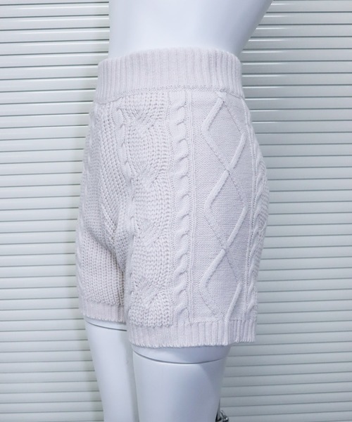alo リブ編みショートパンツ アイボリーS セール】【S/M/Lサイズ展開】【裏地付き】ニットショートパンツ