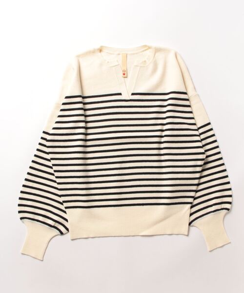 Q（キュー）の「キーネックぽわん袖ニット（ニット/セーター・レディース・ホワイト/ホワイト系/ブラック/ピンク・MEDIUM）」の6枚目の写真