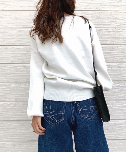 Q（キュー）の「キーネックぽわん袖ニット（ニット/セーター・レディース・ホワイト/ホワイト系/ブラック/ピンク・MEDIUM）」の14枚目の写真