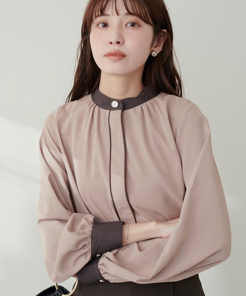 natural couture（ナチュラルクチュール）の「WEB限定 / バイカラーデザイン釦ブラウス（シャツ/ブラウス・レディース・オフホワイト/ベージュ/アイボリー/ピンクベージュ/ネイビー/ミント/グリーン系その他/ピンク系その他・FREE）」の8枚目の写真