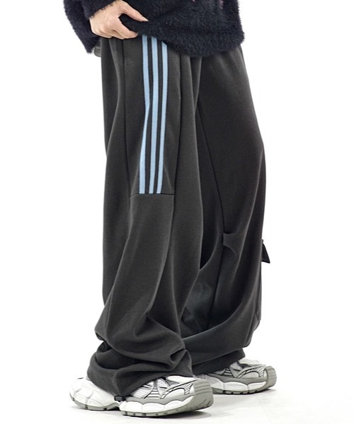 エトレトウキョウ　スウェットカーゴパンツ エトレトウキョウ スウェットカーゴパンツ ETRE TOKYO（エトレ