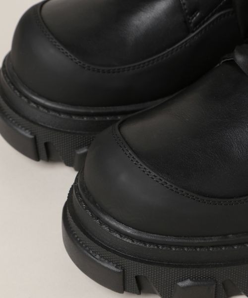 JEANASIS（ジーナシス）の「フェイクレザーレースアップシューズ/105291（ドレスシューズ・レディース・ブラック/ブラック×ホワイト・MEDIUM/LARGE）」の12枚目の写真