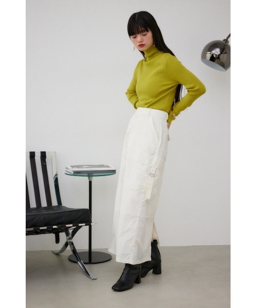 AZUL by moussy（アズールバイマウジー）の「カーゴスカート（スカート・レディース・ブラック/カーキ/アイボリー・SMALL/MEDIUM）」の6枚目の写真