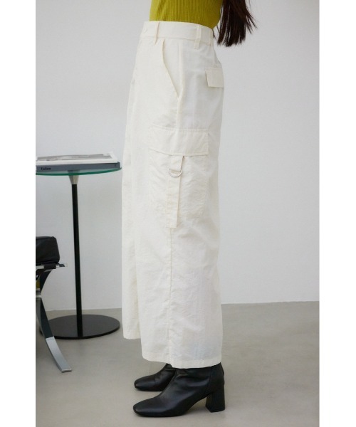AZUL by moussy（アズールバイマウジー）の「カーゴスカート（スカート・レディース・ブラック/カーキ/アイボリー・SMALL/MEDIUM）」の8枚目の写真