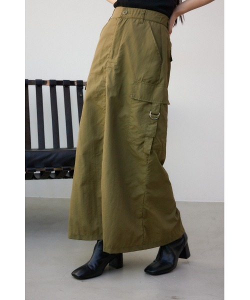 AZUL by moussy（アズールバイマウジー）の「カーゴスカート（スカート・レディース・ブラック/カーキ/アイボリー・SMALL/MEDIUM）」の20枚目の写真