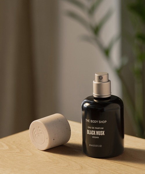 ADRER（アドラー）の「ホワイト・ブラックムスク オードトワレ 30mL